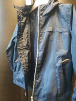 Ветровка новая на флисе