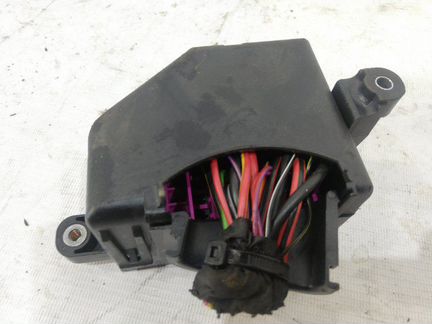 Блок предохранителей Volkswagen Passat B6 variant