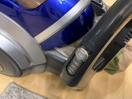 Пылесос Vitek