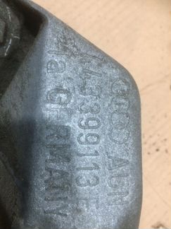 Кранштейн кпп левый Ауди 100 c3 рестайлинг