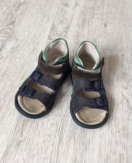 Сандали Dandino 22 размер