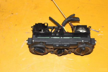 Блок управления климат-контролем Volkswagen