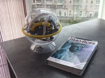 Детская игрушка-лабиринт с шариком