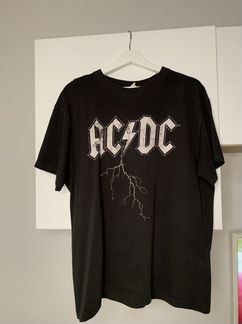 Футболки женские