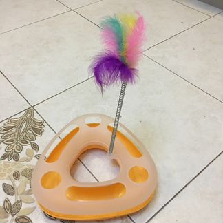 Игрушка для кота с пером и шариком