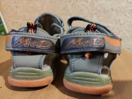 5) Сандали р.27