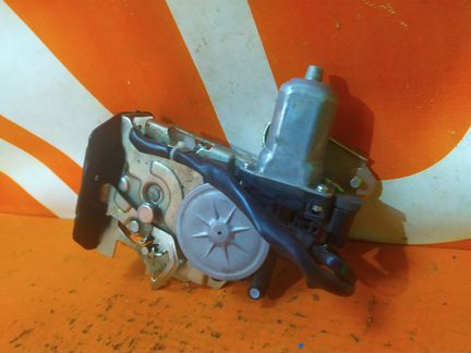 Замок двери багажника Ford Explorer 5 U502