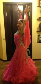 Платье для бальных танцев