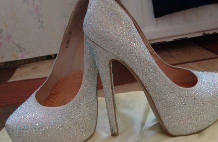 Туфли, лабутены