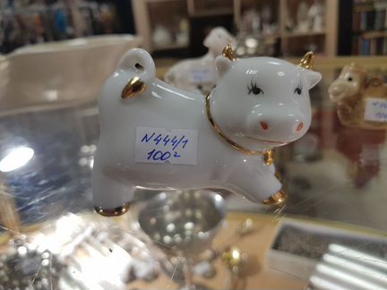 Фарфоровые фигурки