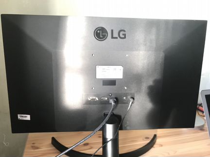 Монитор LG 27MK600M