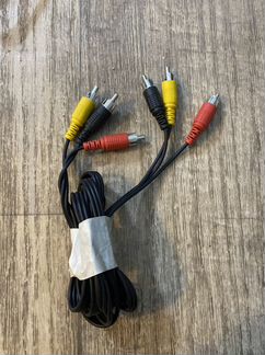 AV кабель 3RCA-3RCA 1 метр (тюльпан)