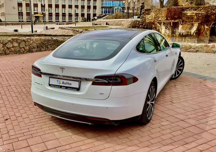 Tesla Model S AT, 2014, 57 000 км