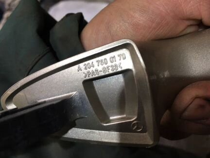 Ручка двери передняя левая Mercedes-Benz E-Class