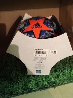 Футбольный мяч adidas Лига Чемпионов 2020 Зимний м