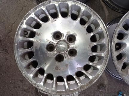 Диски бу оригинал R16 P на Nissan