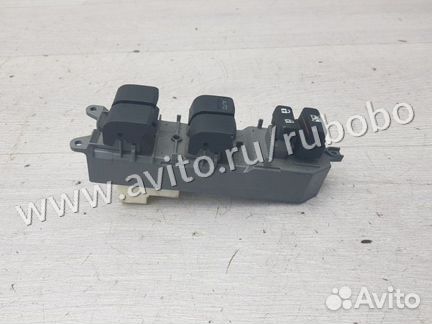 Блок управления стеклоподъемниками Toyota Corolla